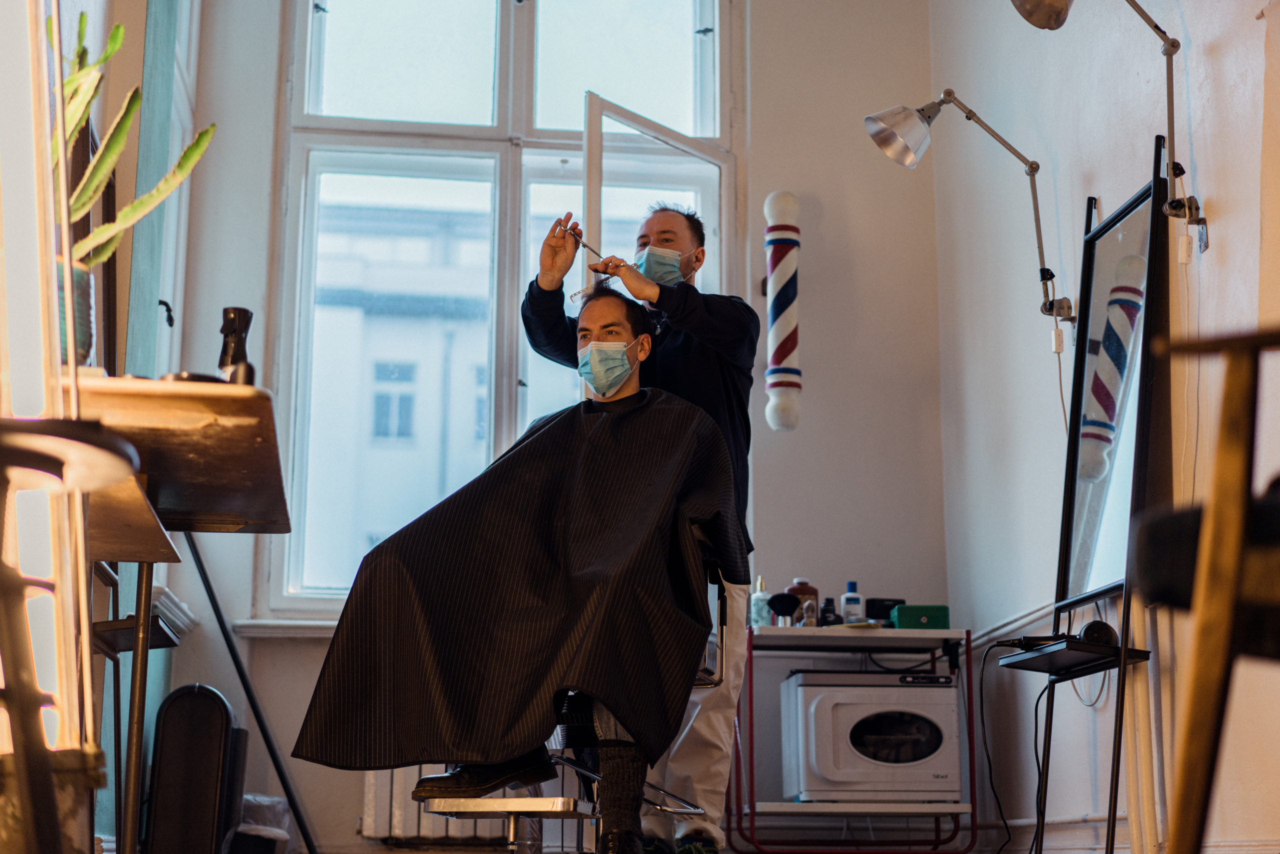 ST. FRIENDS #2 ST. OBERHOLZ X CO BARBERS